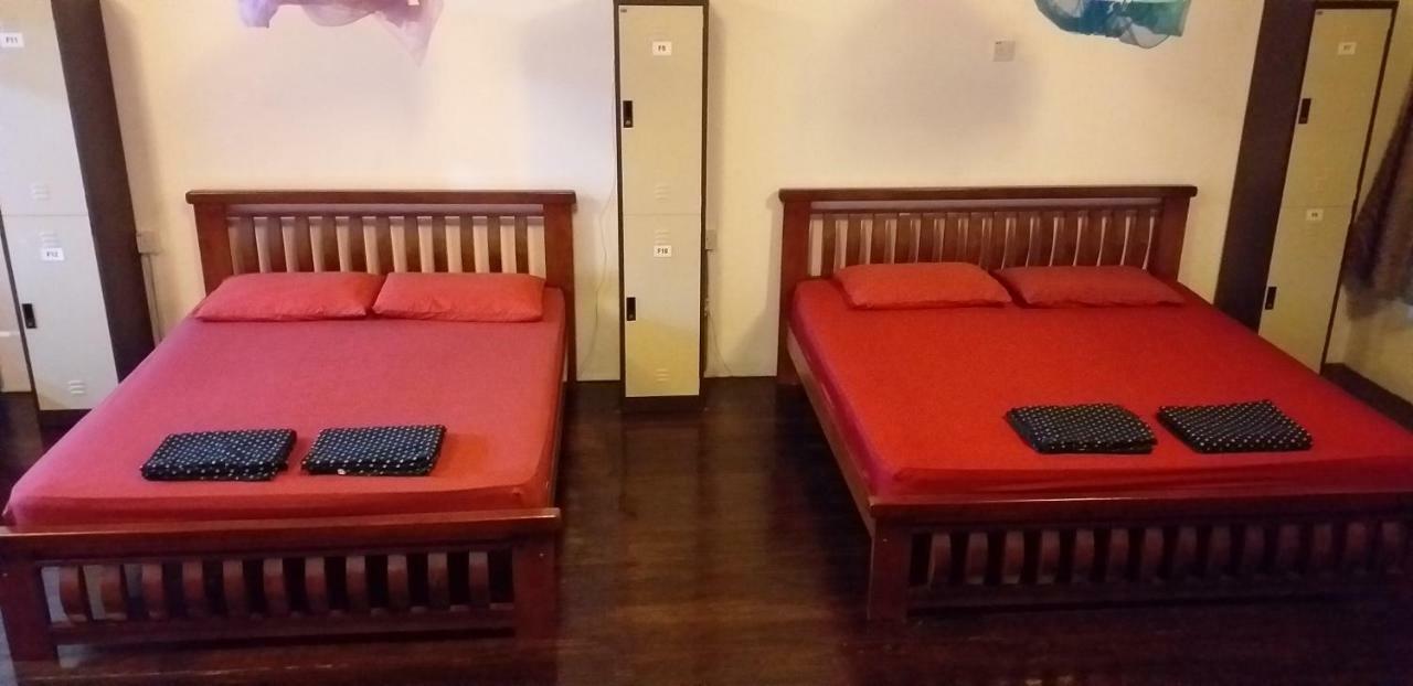 1981 Guest House Ипох Екстериор снимка