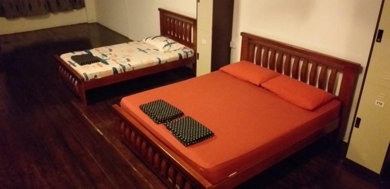 1981 Guest House Ипох Екстериор снимка